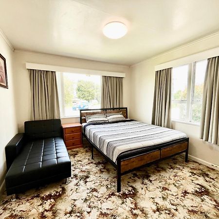 Entire House In Mt Wellington, Central אוקלנד מראה חיצוני תמונה