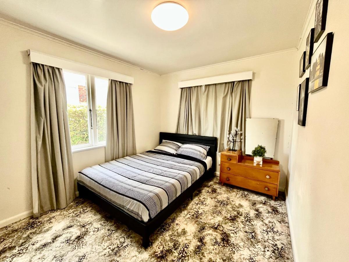 Entire House In Mt Wellington, Central אוקלנד מראה חיצוני תמונה